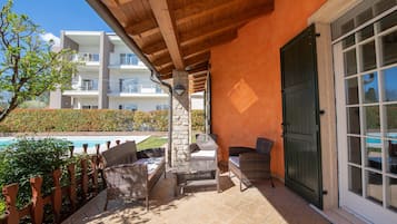 Design Villa, 3 Bedrooms | Terrace/patio