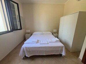 3 Schlafzimmer, Bügeleisen/Bügelbrett, WLAN, Bettwäsche