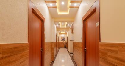 Fabhotel Shree Galaxy