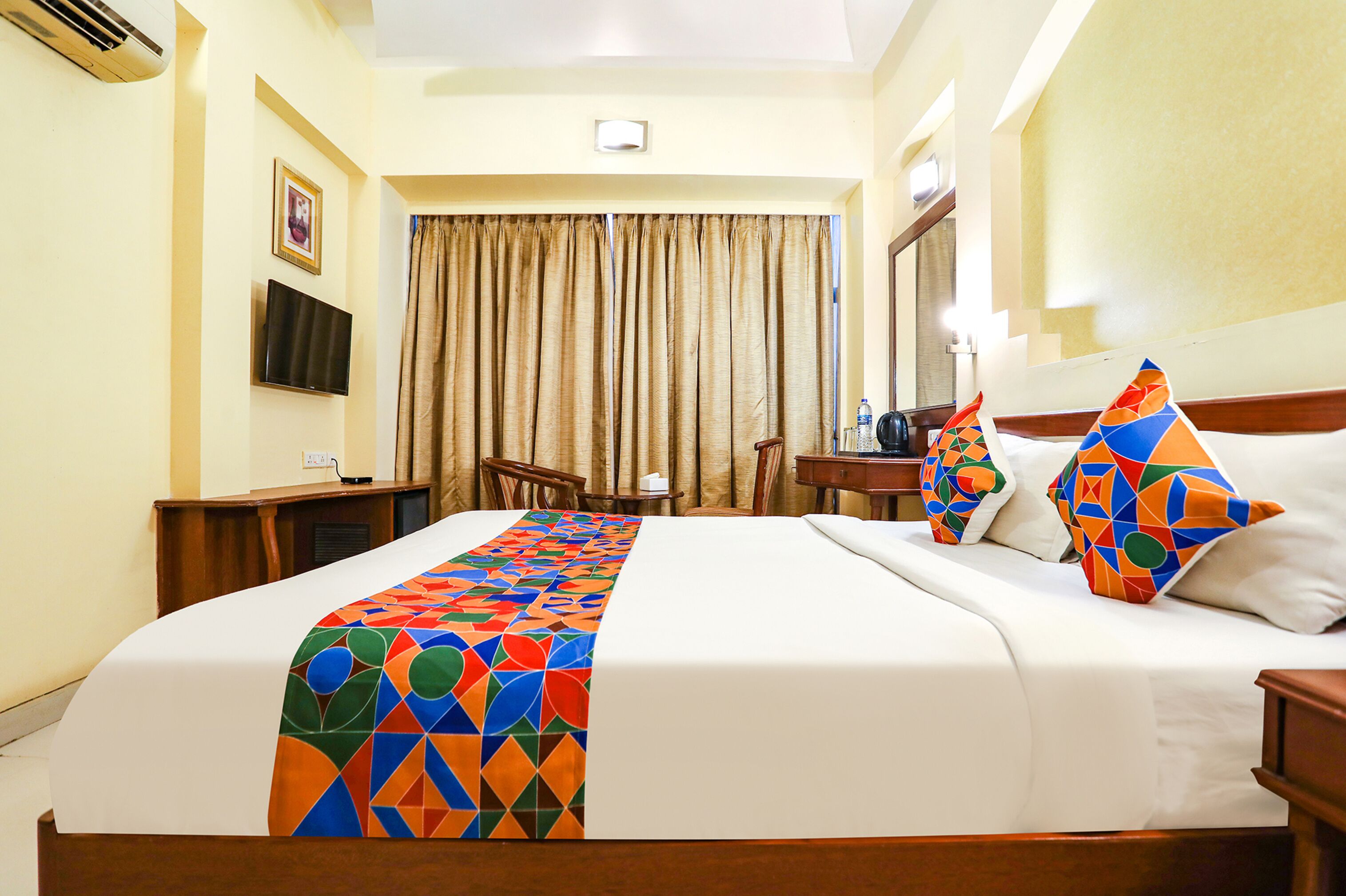 Photo - FabHotel Shubhangan - Nr Bandra