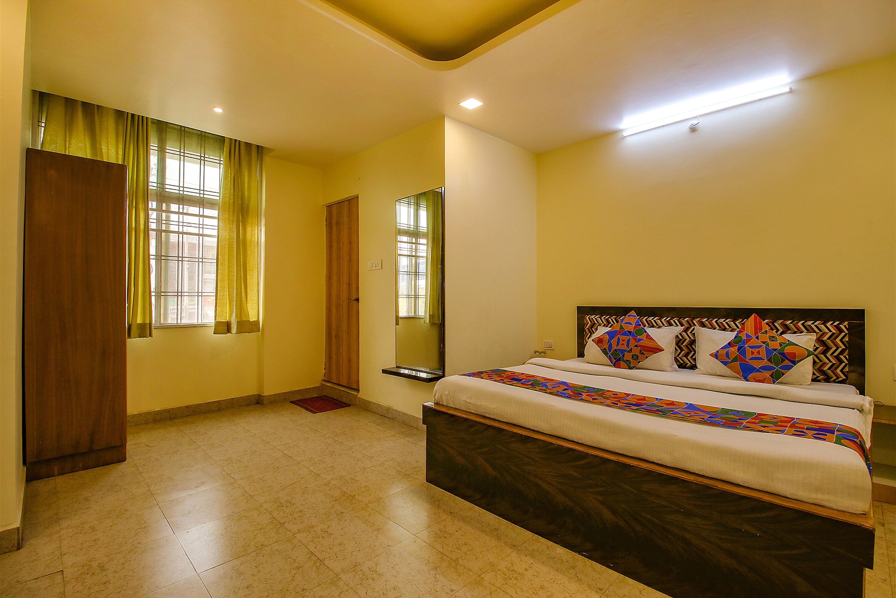 Fabhotel Kanta Shrawan Arcade