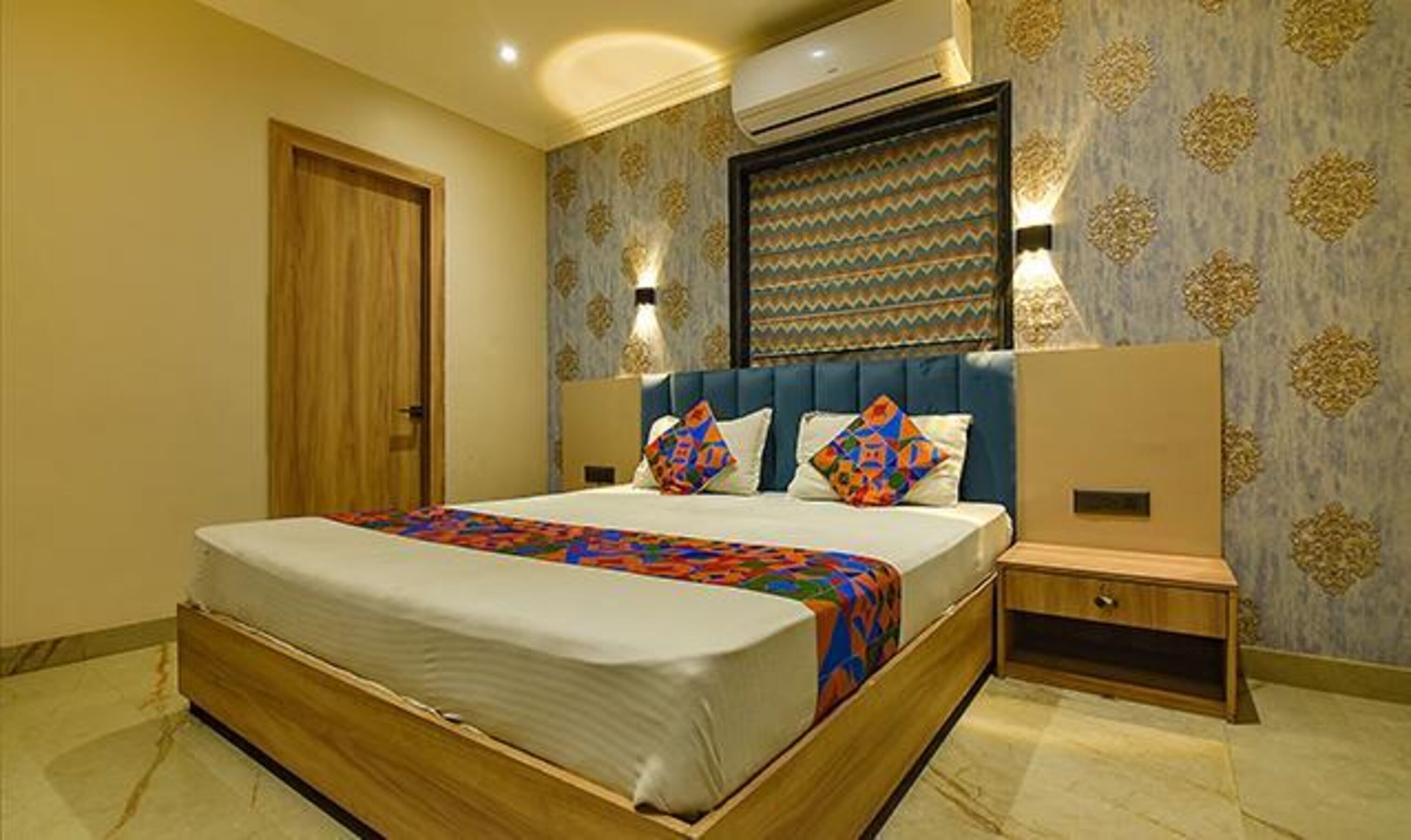 Fabhotel Clive Regency Lovelock