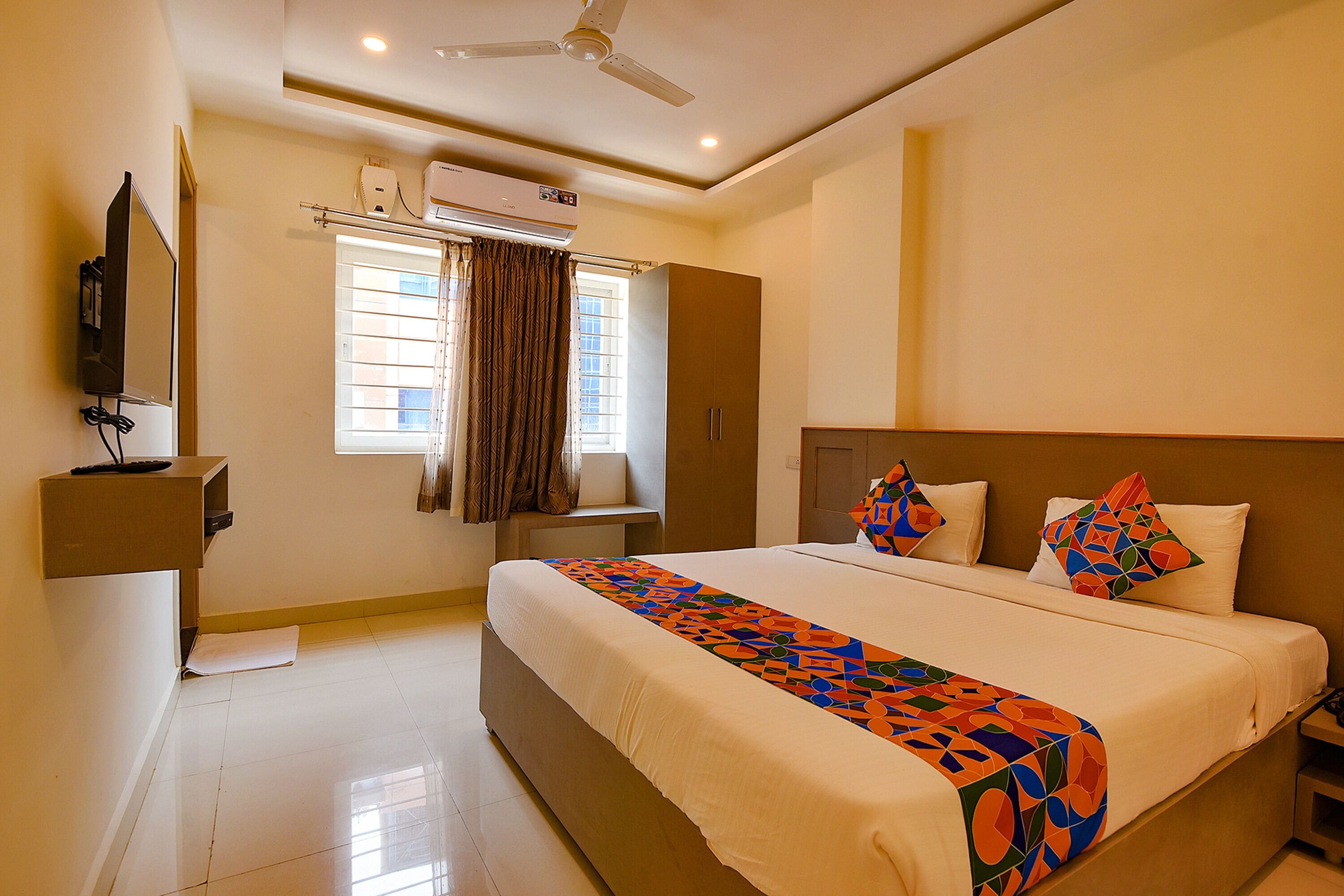 Fabhotel Champion Gateway