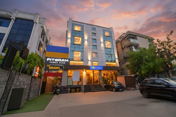 Exterior - Fabhotel Grand Boutique (New Delhi)