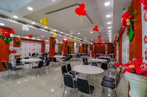 Banquet hall - Fabhotel Gaba Corporate Suites (Noida)