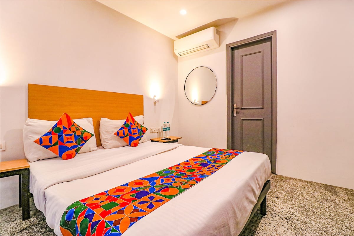 Habitación Deluxe | Sábanas de algodón egipcio, ropa de cama de alta calidad, caja fuerte