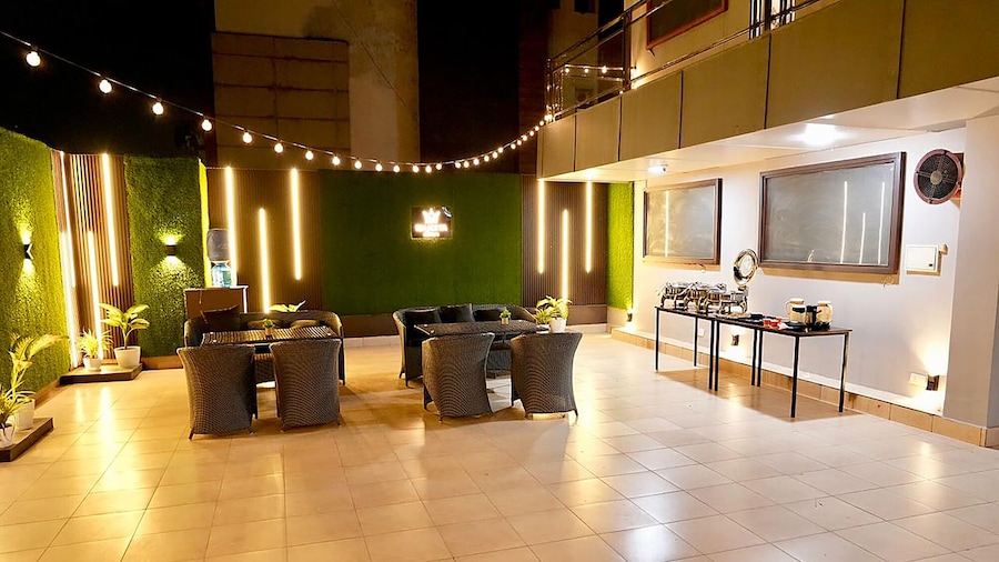 FabHotel Kirti Nagar New Delhi