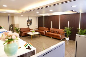 Lobby sitting area - FabHotel Kirti Nagar New Delhi (New Delhi)