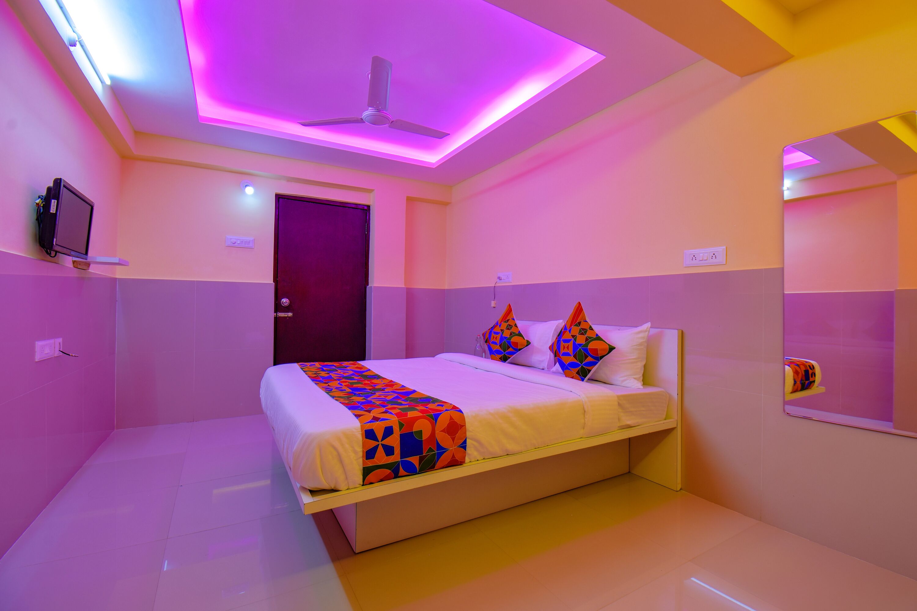 FabHotel Empire Executive