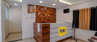 Fabhotel Royal Inn Ns