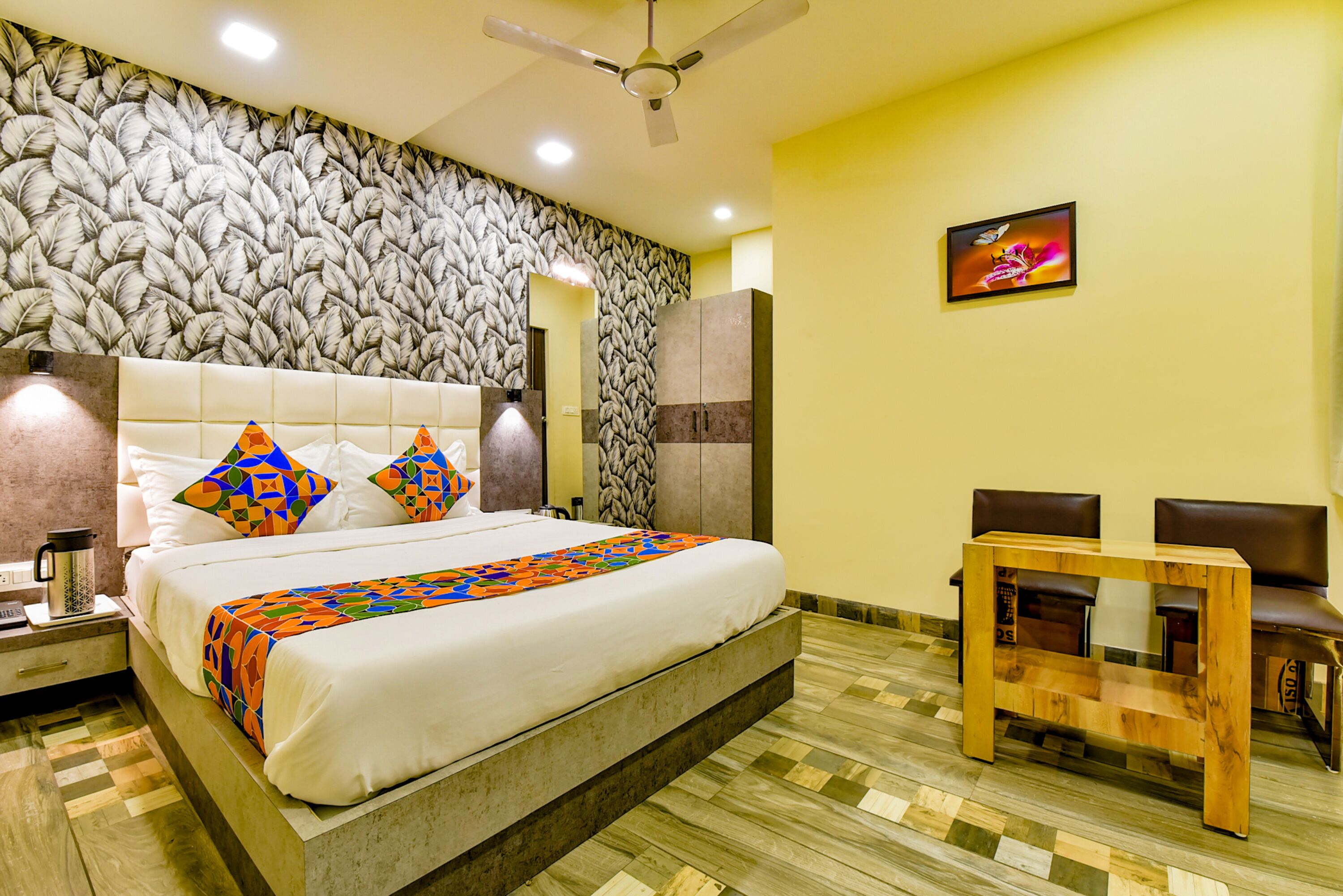 FabHotel Raj Palace I