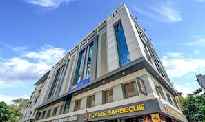 Exterior - FabHotel Chennai Palace (Chennai)