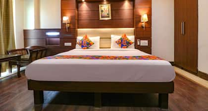Fabhotel Admire Suites