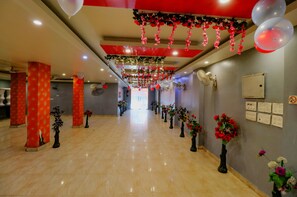 Banquet hall - FabHotel A One Noida Sector 11 (Noida)