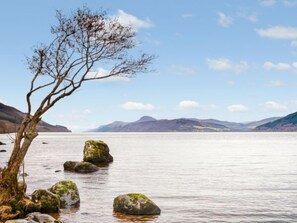 Beach - Achmony Number 11 by Interhome (Drumnadrochit)