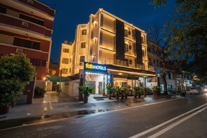 Exterior - Fabhotel Anutham (New Delhi)