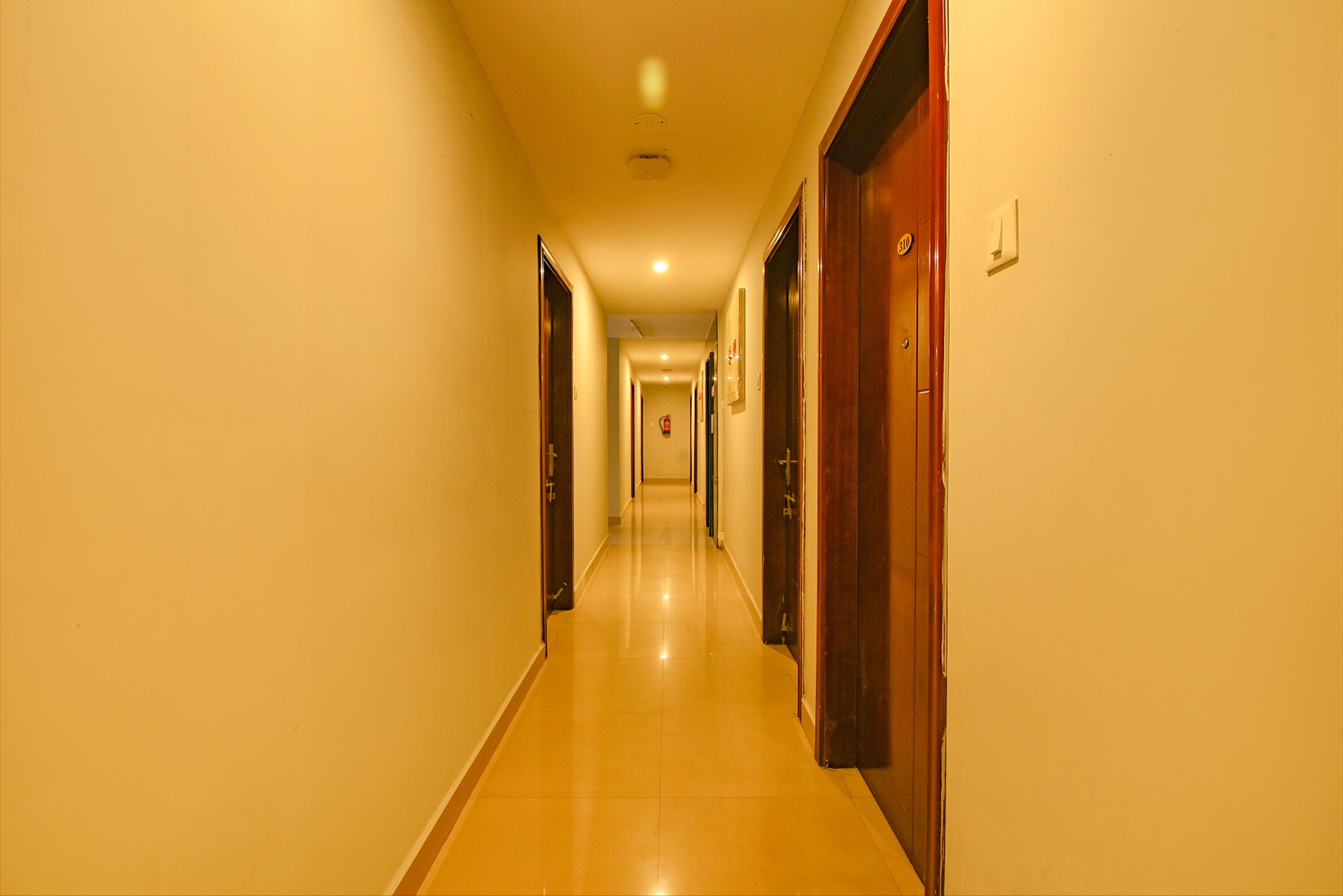 Foto - FabHotel Sasti Inn - Nr Green meadows Resort & National Institute of Ocean Technology