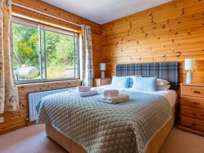 3 bedrooms, free Internet
