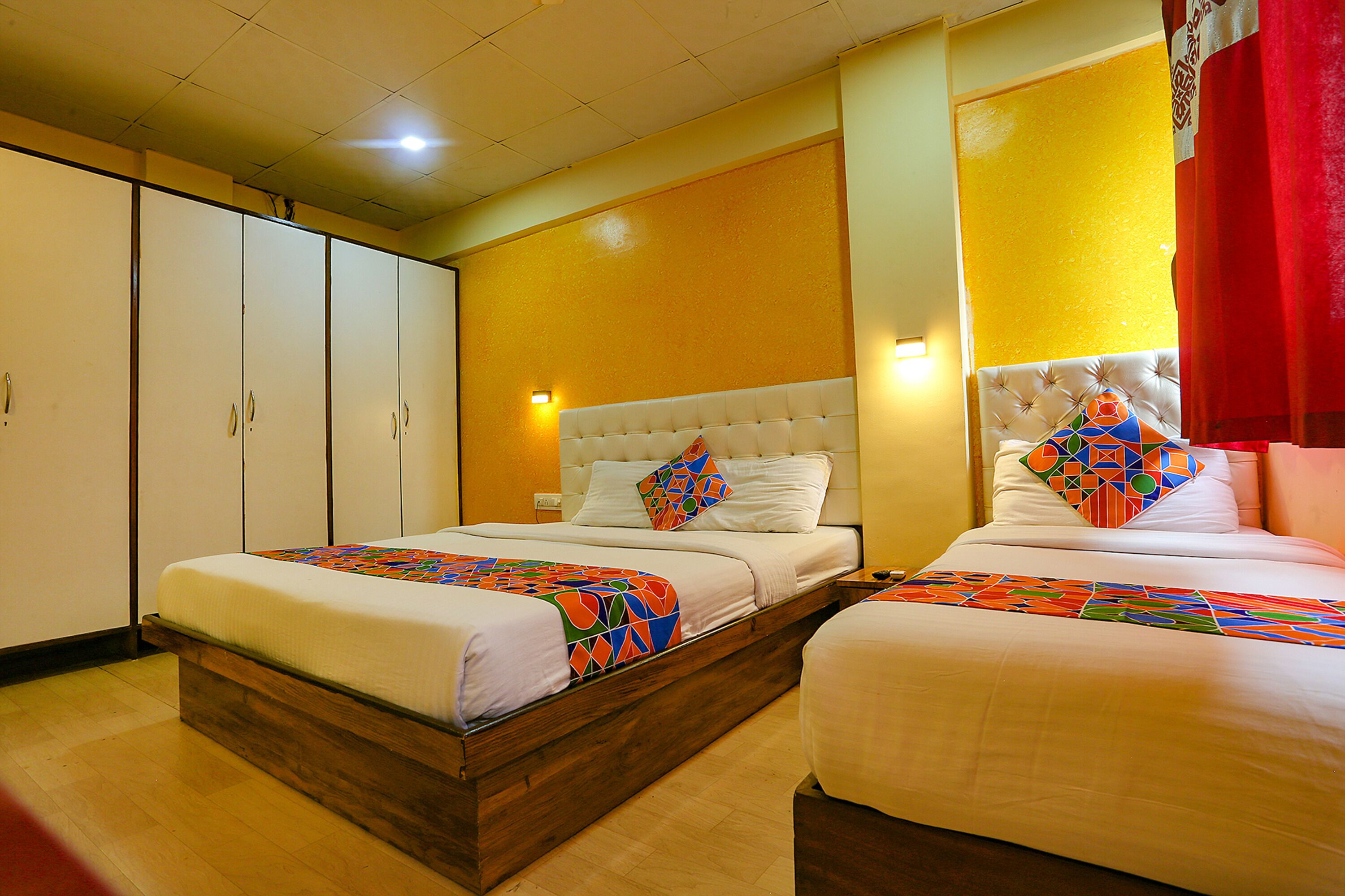 Deluxe Room | Egyptian cotton sheets, premium bedding, in-room safe, desk