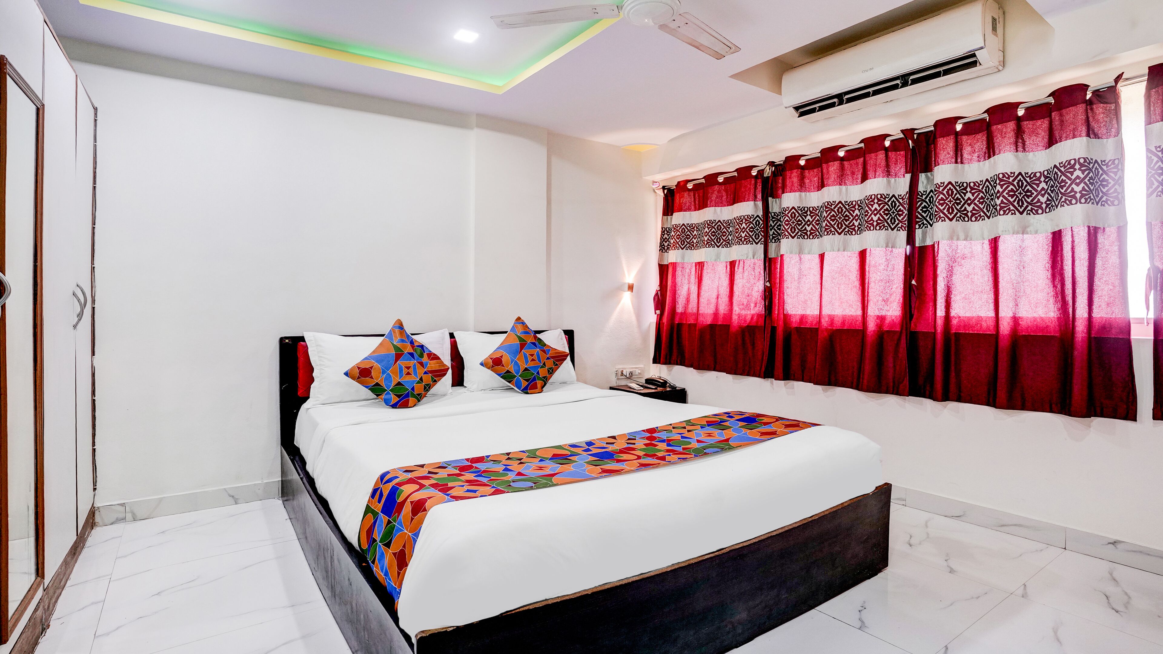 Deluxe-værelse | Egyptiske bomuldslagner, premium-sengetøj, pengeskab på værelset