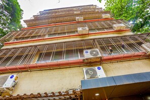 Exterior - FabHotel Dream Palace (Mumbai)