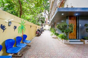 موقف سيارات