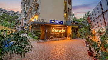 Overnatningsstedets indgangsparti