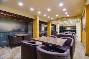 Restaurant - Fabhotel Sr Wakad (Paud)