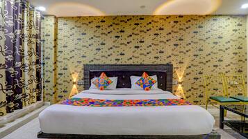 Deluxe Room | Egyptian cotton sheets, premium bedding, desk, free WiFi