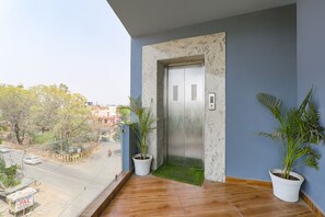 Balcony view - Fabhotel Super 3 Premium Ii (Kanpur)