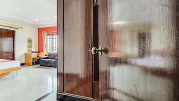 Llençols de cotó egipci, roba de llit d'alta qualitat i wifi gratuïta