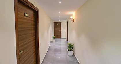 Fabhotel Prime K9 Regency