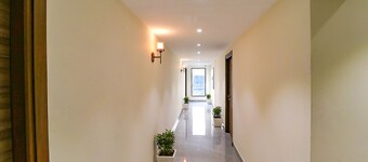 Fabhotel Prime K9 Regency