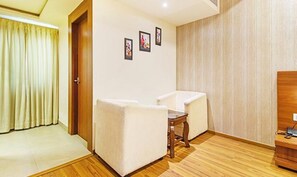 이집트산 면 시트, 고급 침구, 책상, 무료 WiFi