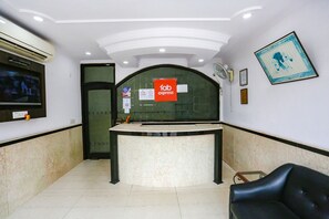 Reception - FabExpress Lloyd House (New Delhi)