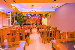 Restaurant - Fabhotel The Kiara (New Delhi)