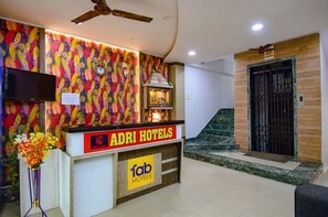 Reception - Fabhotel Adri Hotels (Barakpur)