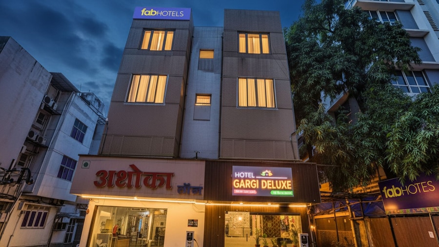Fabhotel Gargi Deluxe