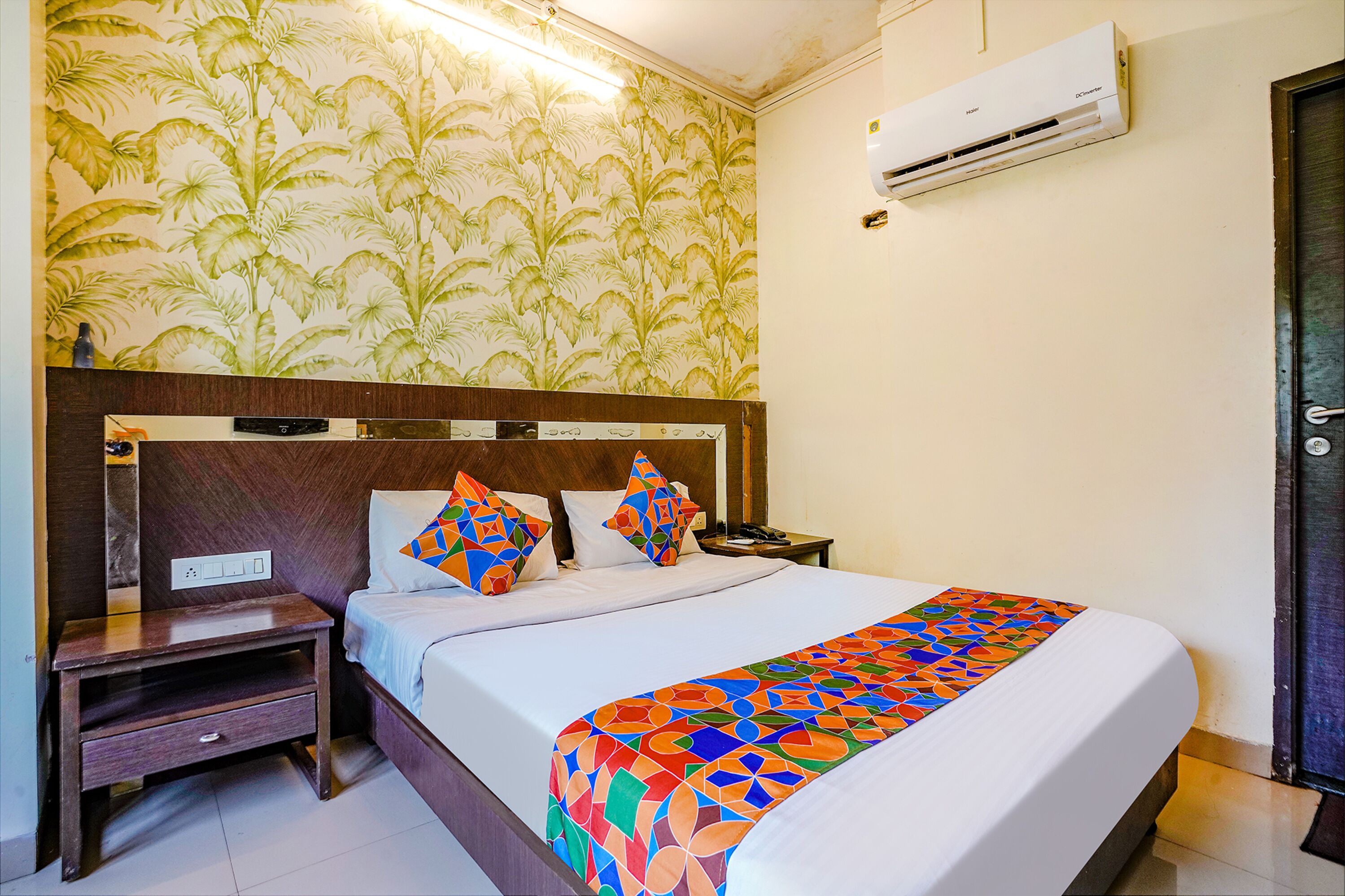 Foto - FabHotel Gargi Deluxe - Nr Raja Dinekar Musuem