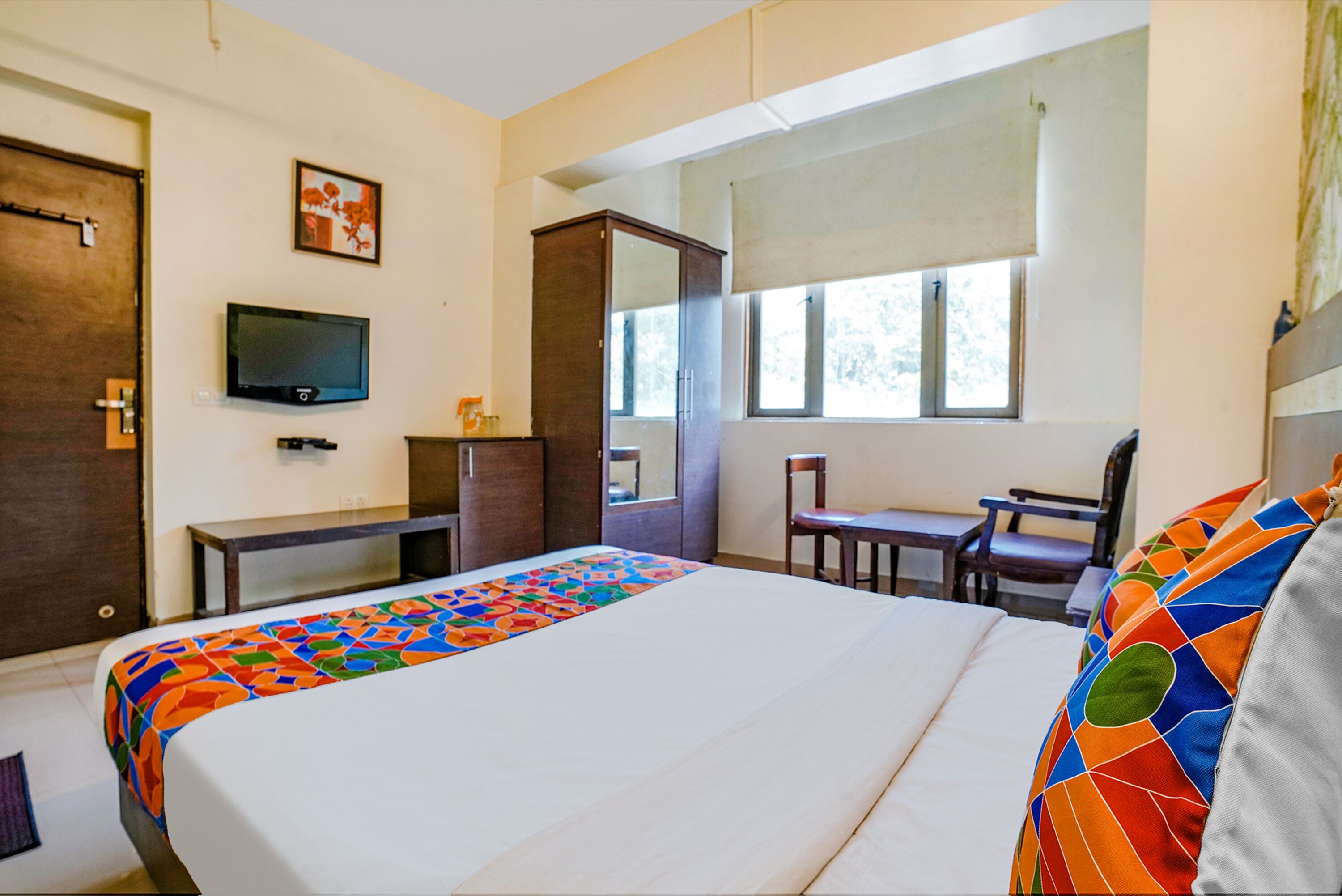 Foto - FabHotel Gargi Deluxe - Nr Raja Dinekar Musuem