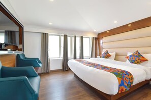 1 bedroom, Egyptian cotton sheets, premium bedding, in-room safe