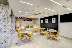 Restaurant - Fabhotel Prime Oasis Blue (Bhopal)