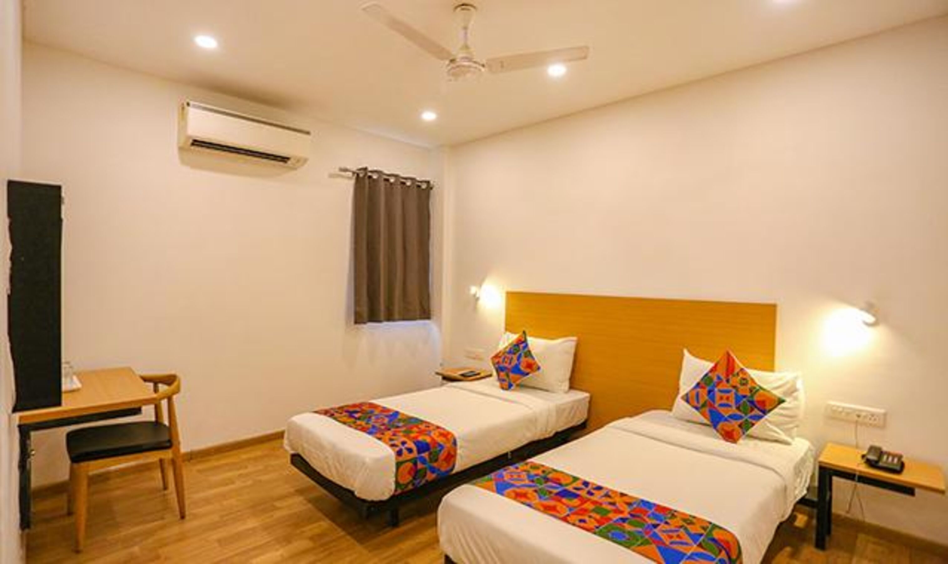 Photo - F9 Paschim Vihar by Fabhotel