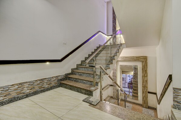 Lobby - Fabhotel Csfc (Bhopal)