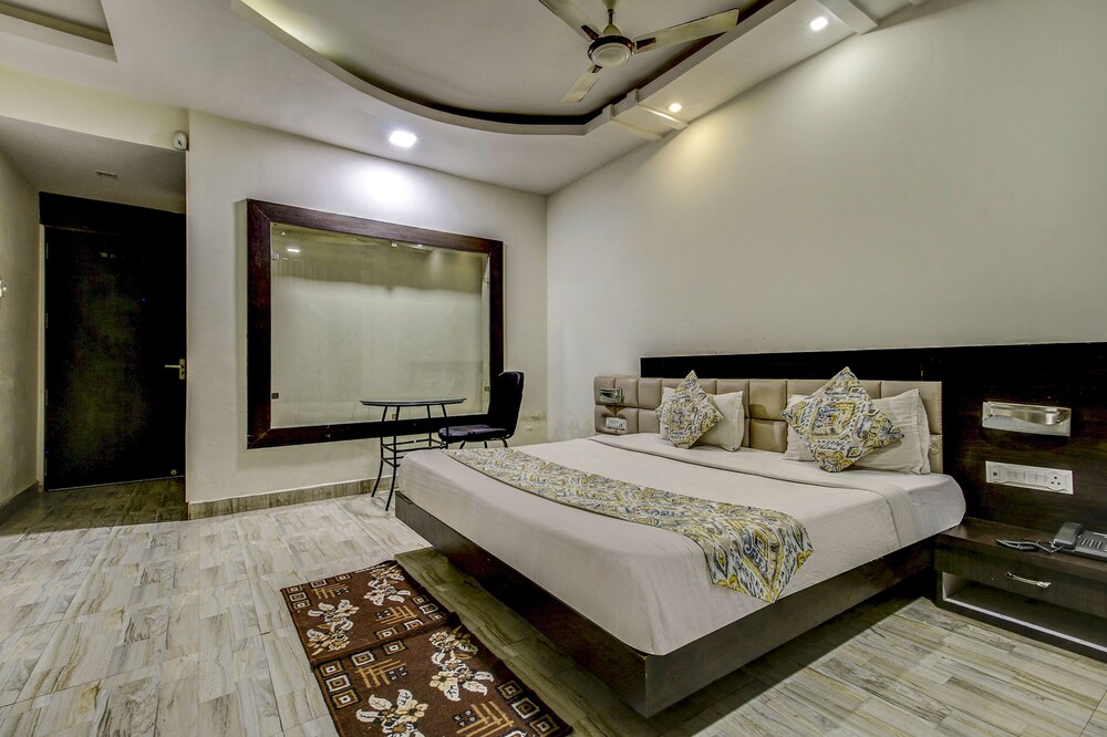 Fabhotel Csfc