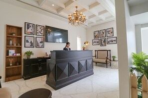 Reception - Fabhotel K9 Villa (Ludhiana)