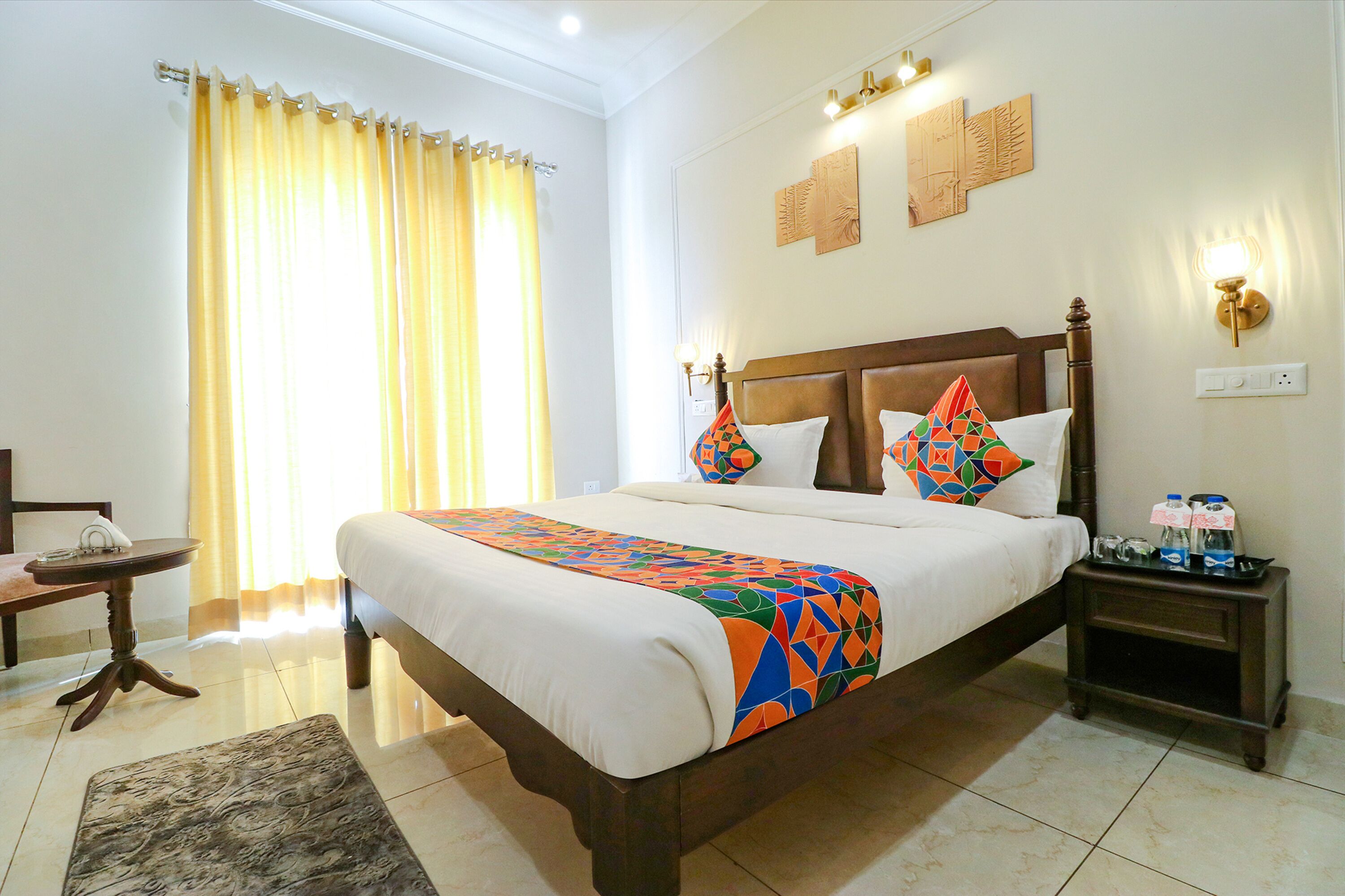 Egyptian cotton sheets, premium bedding, in-room safe, free WiFi