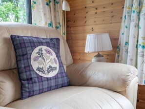 Interior - Achmony Byre by Interhome (Drumnadrochit)