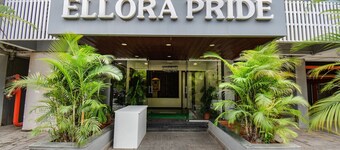 Fabhotel Gargi Inn