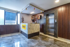 Reception - Fabhotel Gargi Inn (Pune)